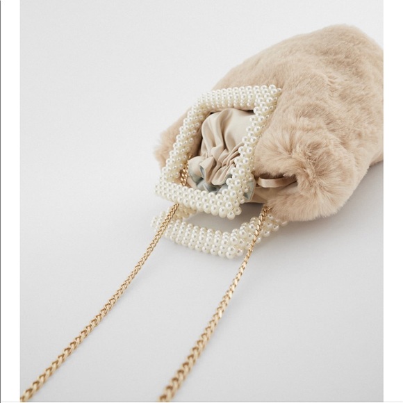 Zara faux fur basket with pearl handle - Picture 5 of 9